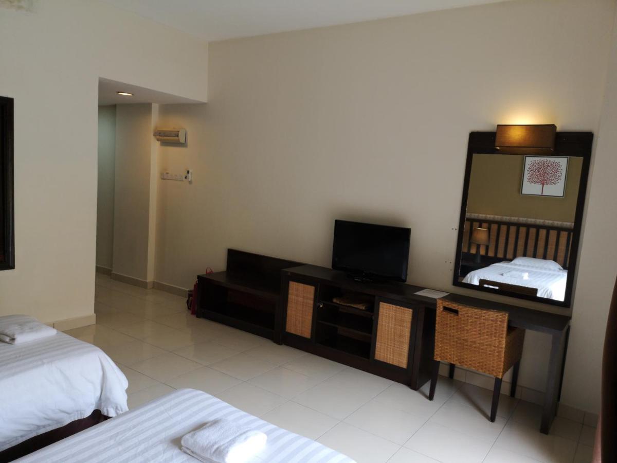 Hotel Gold Coast Morib By Tim Esterno foto